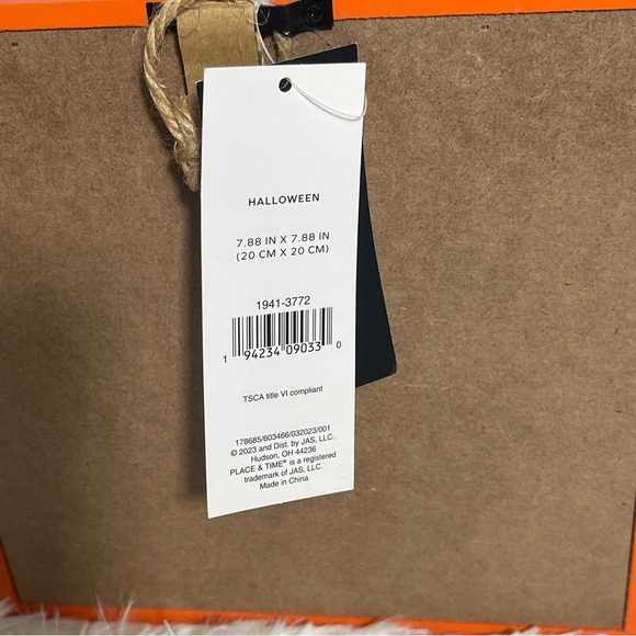 Place & Time Halloween Wall/Tabletop Orange Black “Hey Boo” Skull Decor New - Picture 4 of 5